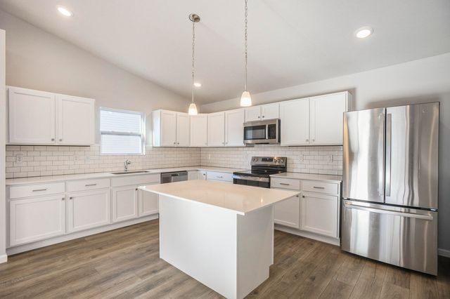 58586 Swenson Street, Mattawan Vllg, MI 49071