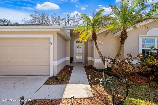 7217 Hammock Lakes Drive, Melbourne, FL 32940