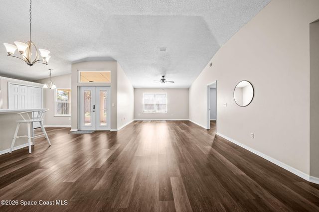 7217 Hammock Lakes Drive, Melbourne, FL 32940