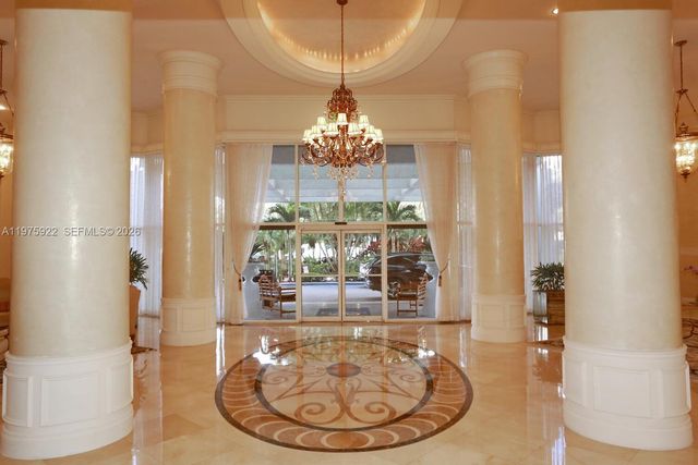 3530 Mystic Pointe Drive 2807, Aventura, FL 33180
