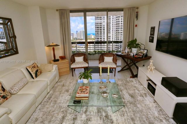 3530 Mystic Pointe Drive 2807, Aventura, FL 33180