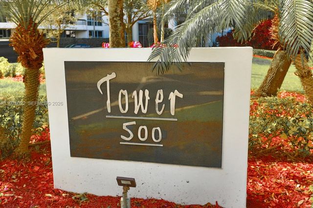 3530 Mystic Pointe Drive 2807, Aventura, FL 33180