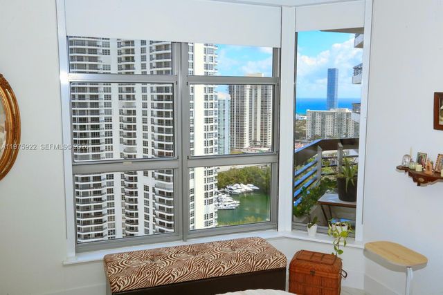 3530 Mystic Pointe Drive 2807, Aventura, FL 33180