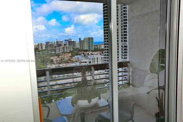 3530 Mystic Pointe Drive 2807, Aventura, FL 33180
