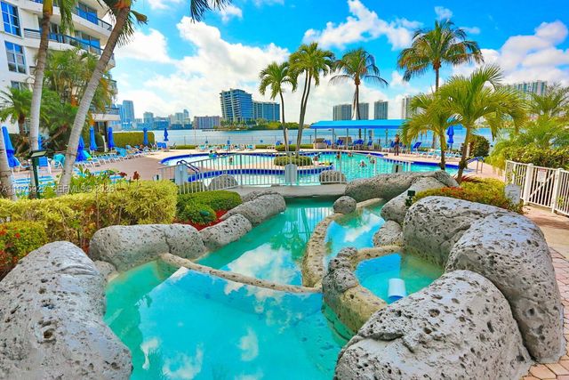 3530 Mystic Pointe Drive 2807, Aventura, FL 33180
