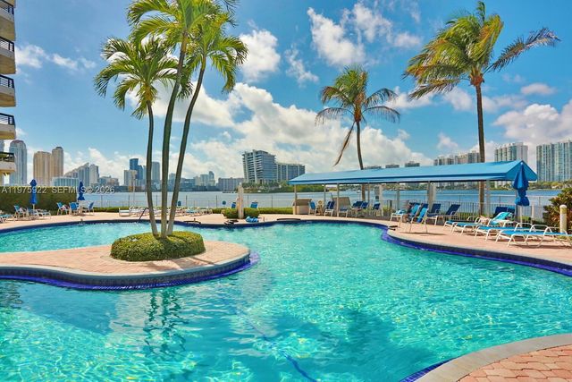3530 Mystic Pointe Drive 2807, Aventura, FL 33180