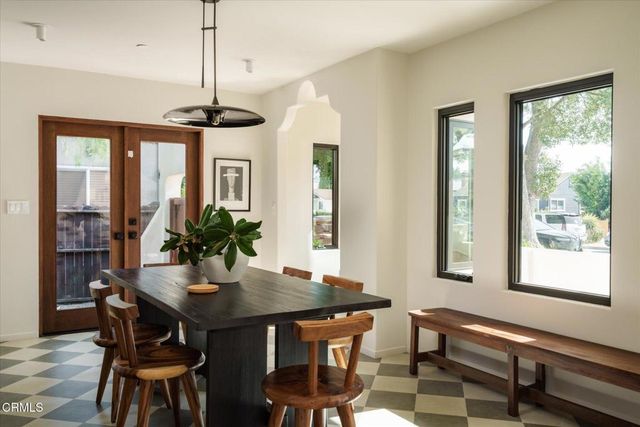 3231 Garden Avenue, Los Angeles, CA 90039