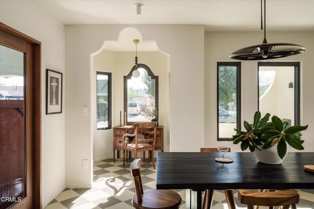 3231 Garden Avenue, Los Angeles, CA 90039