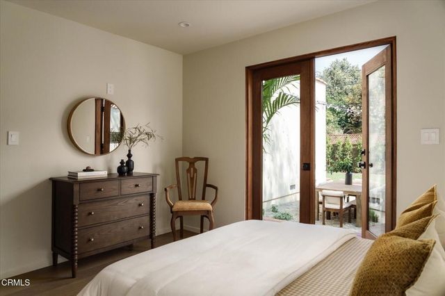 3231 Garden Avenue, Los Angeles, CA 90039