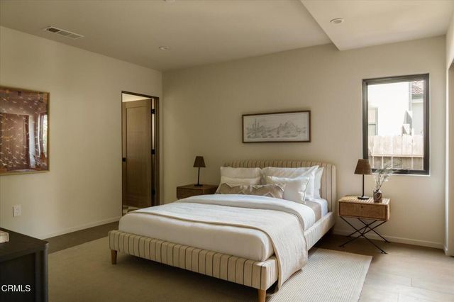 3231 Garden Avenue, Los Angeles, CA 90039