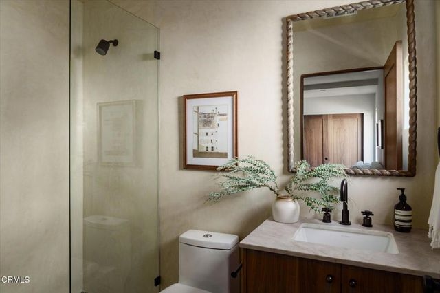 3231 Garden Avenue, Los Angeles, CA 90039