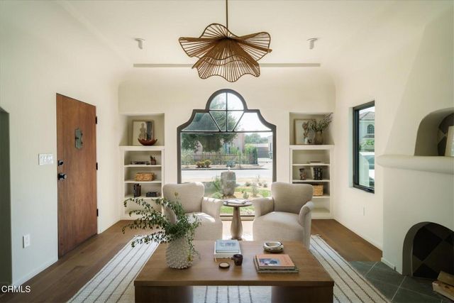 3231 Garden Avenue, Los Angeles, CA 90039