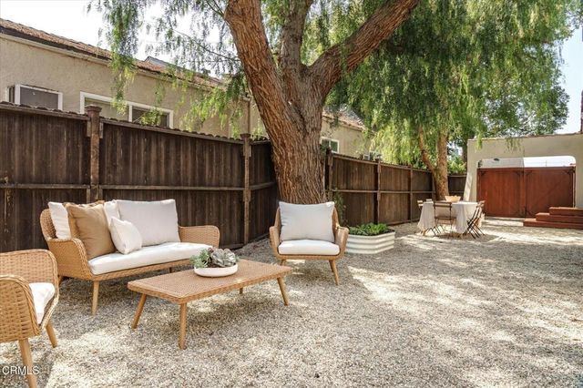 3231 Garden Avenue, Los Angeles, CA 90039