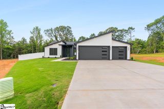 2027 Blessed Drive, Inman, SC 29349