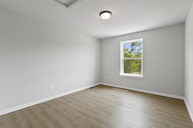 31421 Augusta Drive 76, Romulus, MI 48174