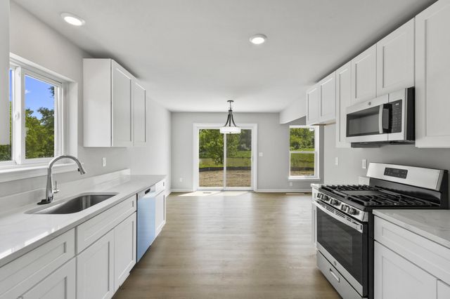 31421 Augusta Drive 76, Romulus, MI 48174