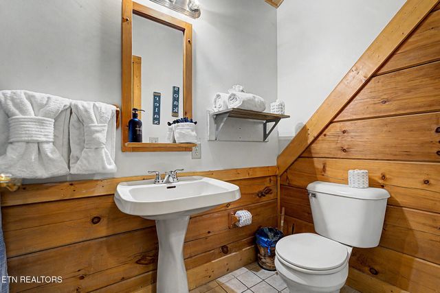 714 Aerie Way, Pigeon Forge, TN 37863