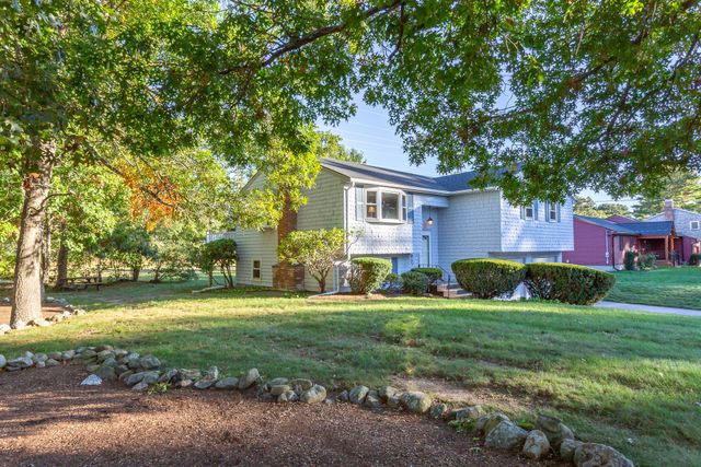 181 Elizabeth Drive, Raynham, MA 02767
