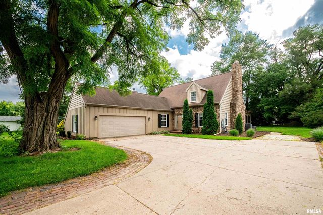 6729 N Mount Hawley Road, Peoria, IL 61614