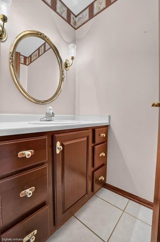 1952 Audubon Drive, Waterloo, IA 50701