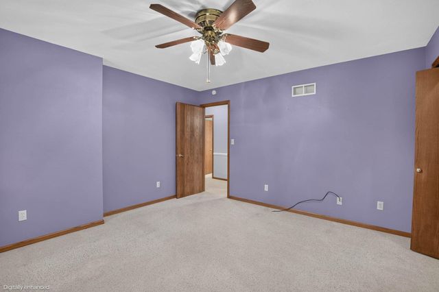 1952 Audubon Drive, Waterloo, IA 50701