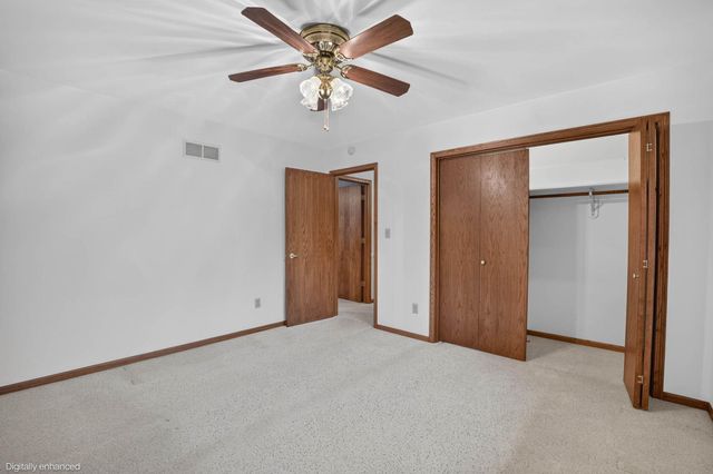 1952 Audubon Drive, Waterloo, IA 50701