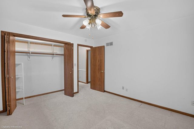 1952 Audubon Drive, Waterloo, IA 50701