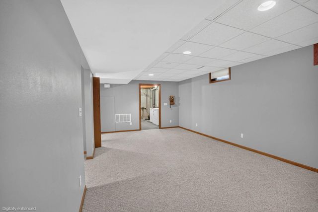 1952 Audubon Drive, Waterloo, IA 50701
