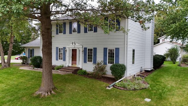 1952 Audubon Drive, Waterloo, IA 50701