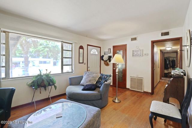 3115 CESERY Boulevard, Jacksonville, FL 32277