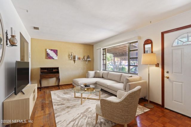 3115 CESERY Boulevard, Jacksonville, FL 32277