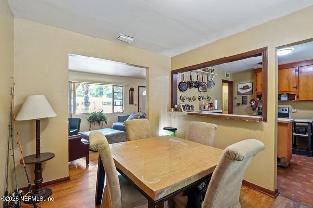 3115 CESERY Boulevard, Jacksonville, FL 32277