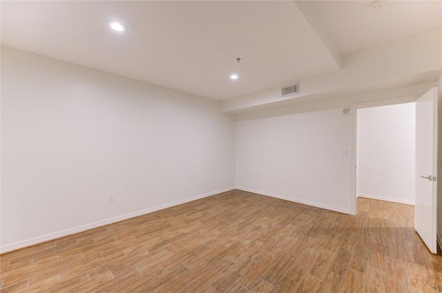 917 Main Street 1005, Houston, TX 77002