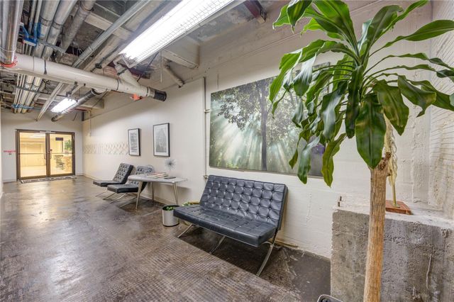 917 Main Street 1005, Houston, TX 77002