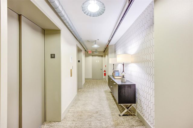 917 Main Street 1005, Houston, TX 77002