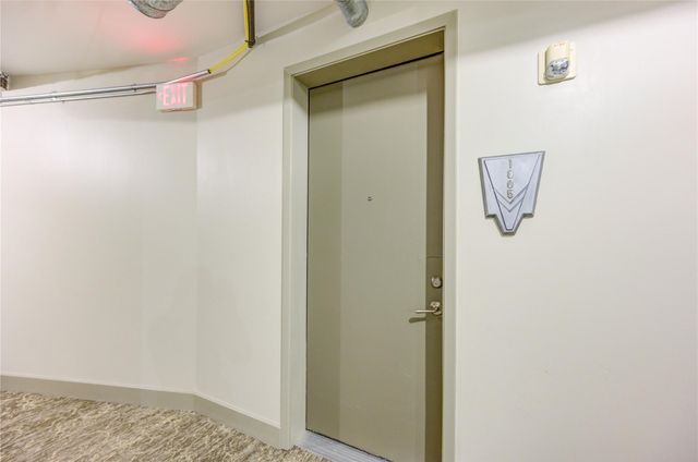 917 Main Street 1005, Houston, TX 77002