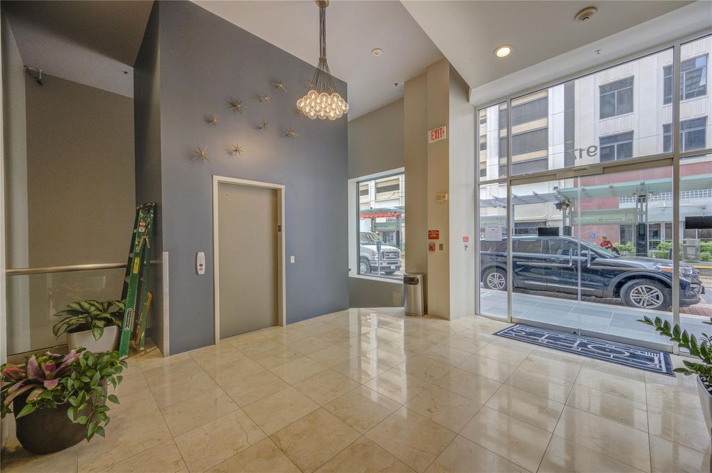 917 Main Street 1005, Houston, TX 77002
