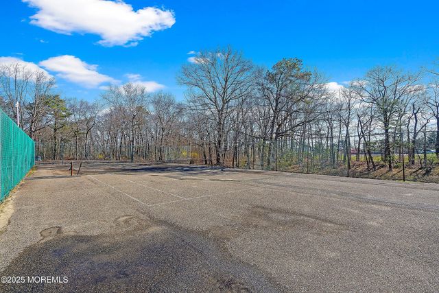 576 Labanna Court, Brick, NJ 08724