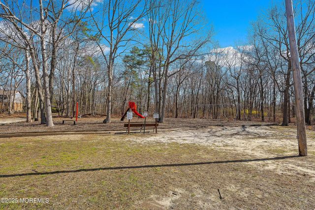 576 Labanna Court, Brick, NJ 08724