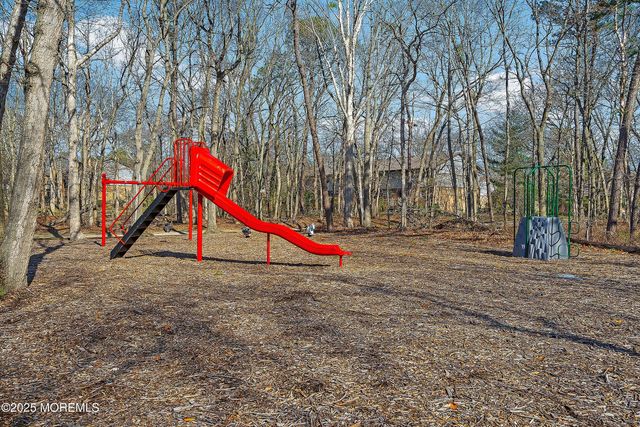 576 Labanna Court, Brick, NJ 08724