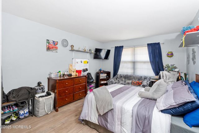 576 Labanna Court, Brick, NJ 08724