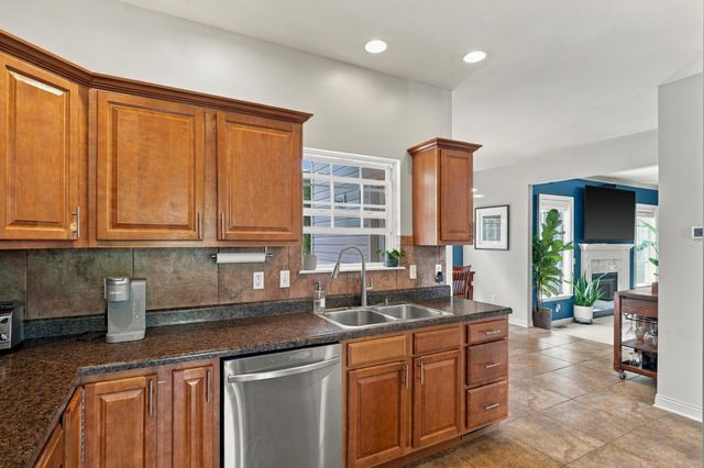 3700 MAMBA DR, Columbia, MO 65202