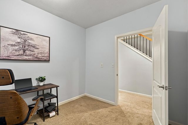 3700 MAMBA DR, Columbia, MO 65202