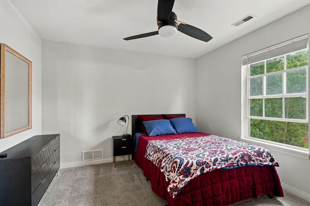 3700 MAMBA DR, Columbia, MO 65202