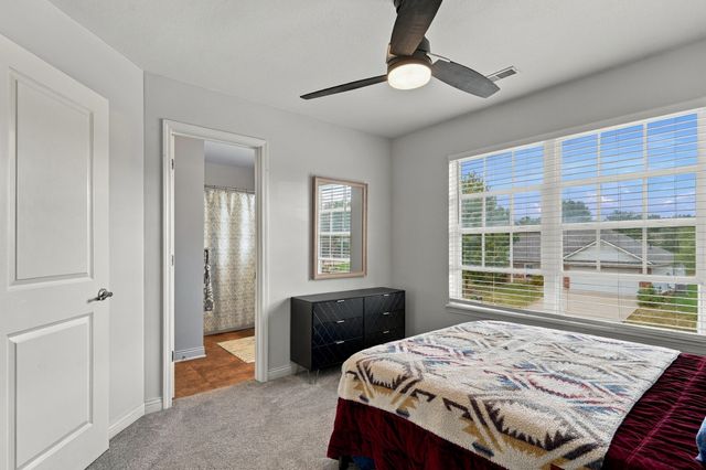 3700 MAMBA DR, Columbia, MO 65202