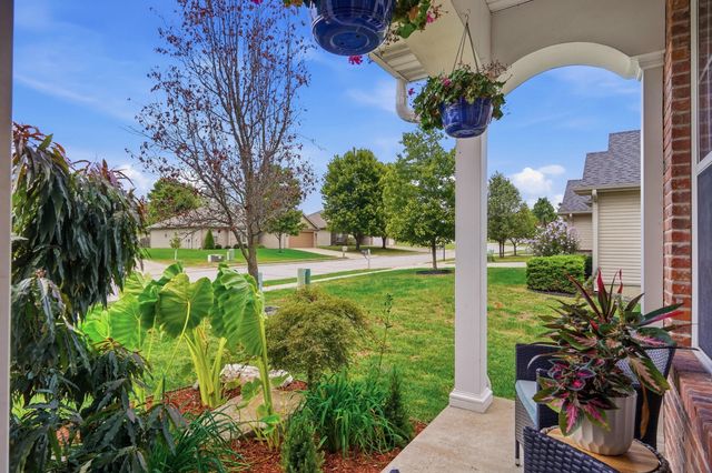 3700 MAMBA DR, Columbia, MO 65202