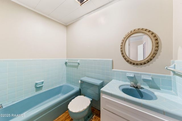 1060 Dupuis Road, Breaux Bridge, LA 70517