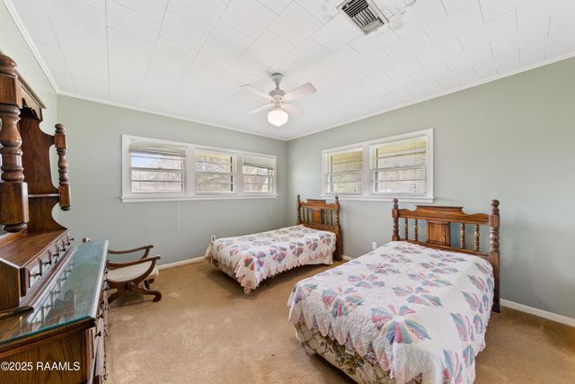 1060 Dupuis Road, Breaux Bridge, LA 70517