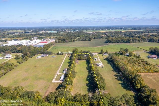 1060 Dupuis Road, Breaux Bridge, LA 70517