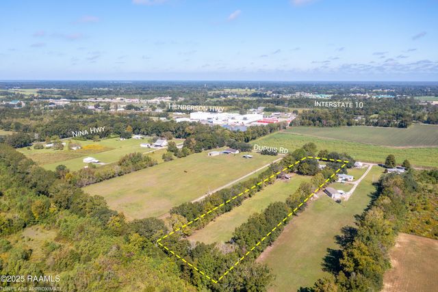 1060 Dupuis Road, Breaux Bridge, LA 70517